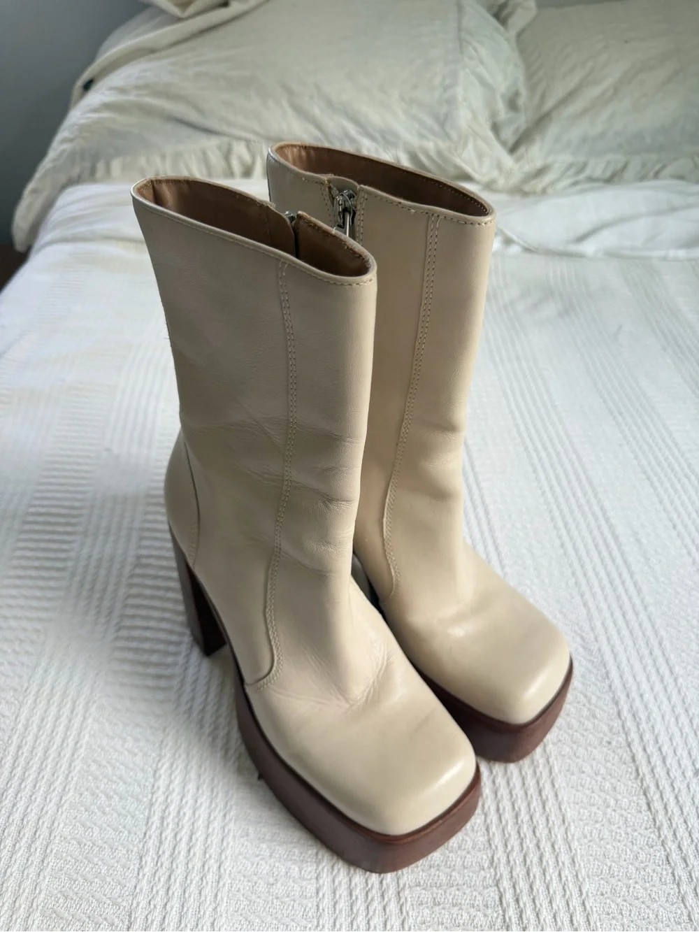 Steve Madden Cream Leather Platform Block Heel Ankle Boots